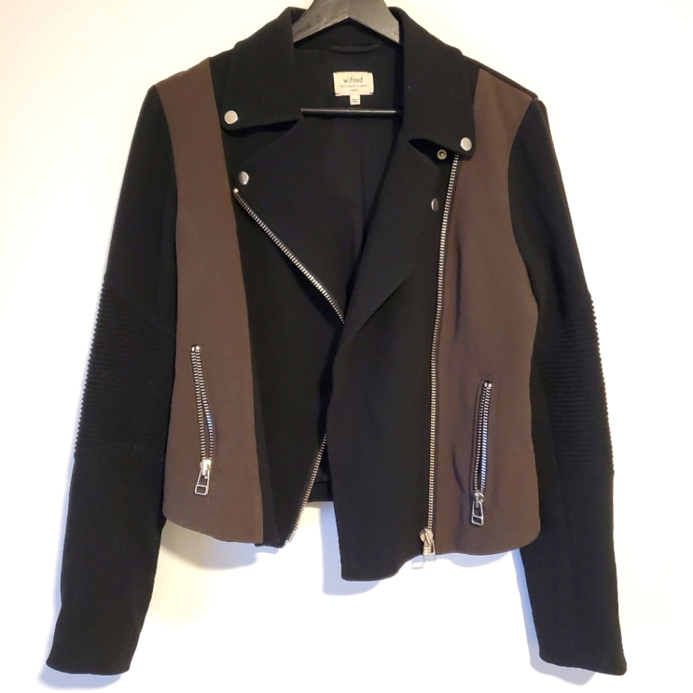 Wilfred Aritzia Black and Olive Montesson Jacket size 8